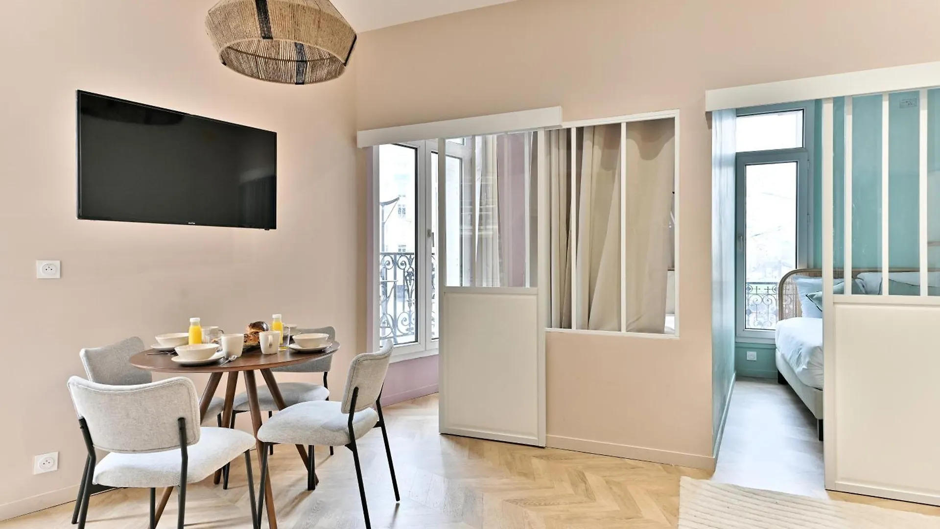 Studio Climatise Au Calme - Proche Batignolles Paris Lejlighed