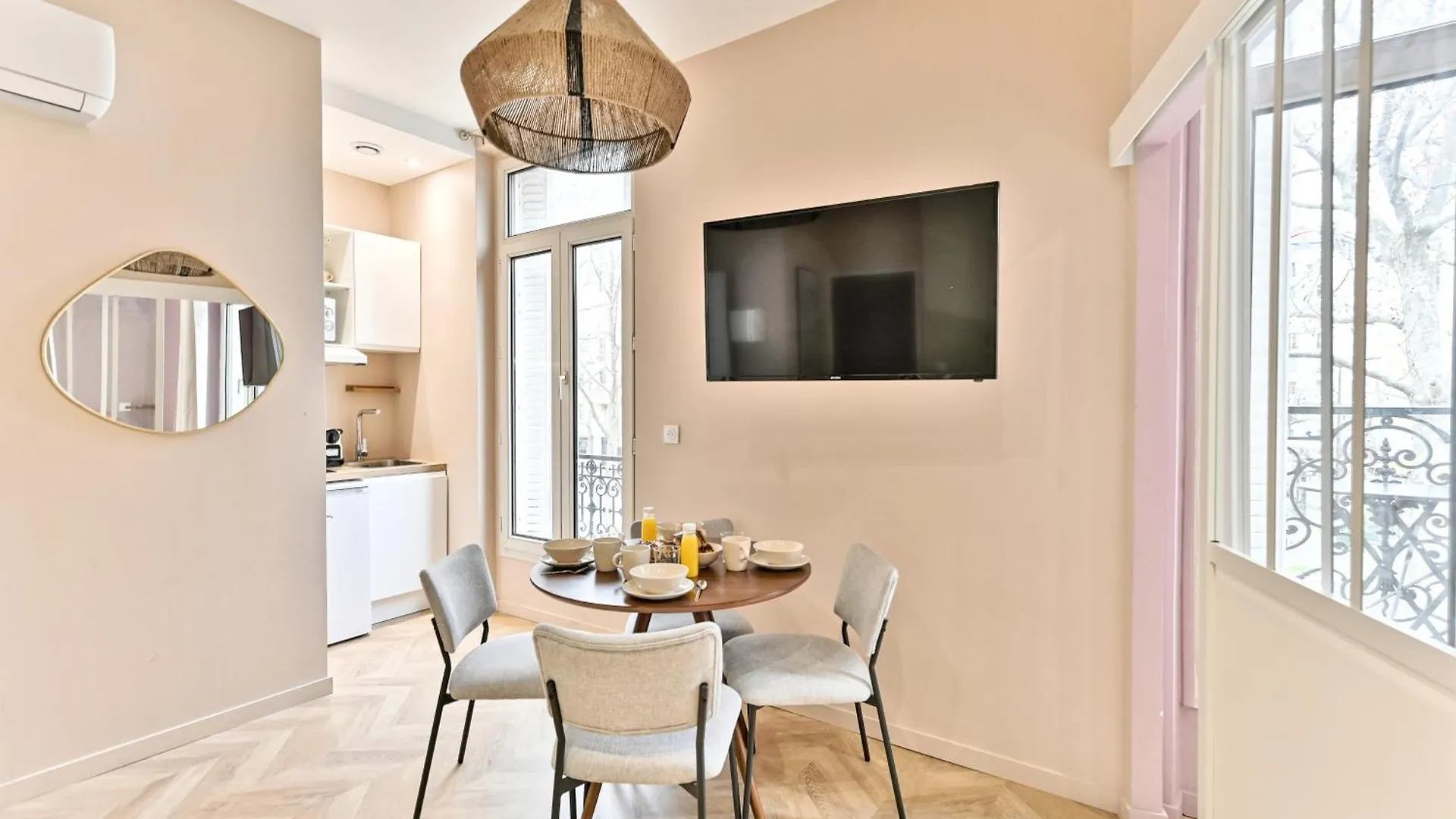Studio Climatise Au Calme - Proche Batignolles Paris Frankrig