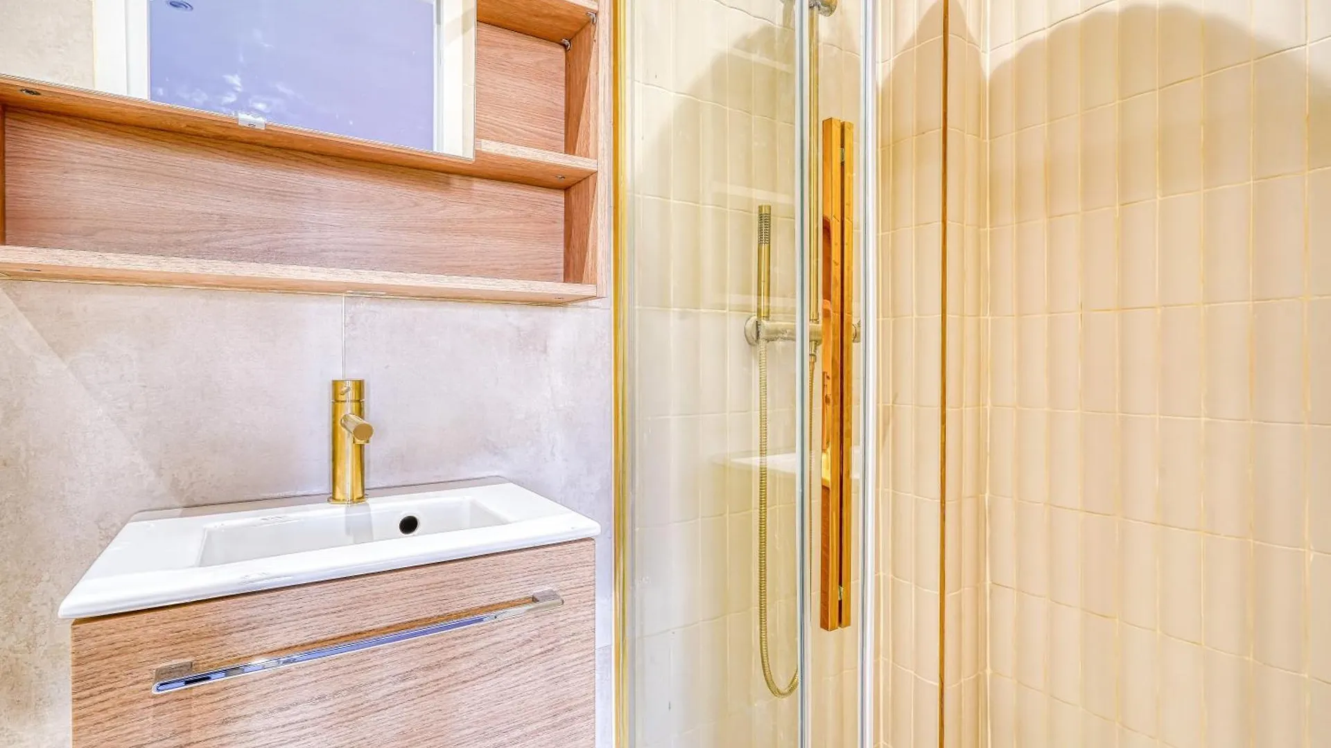 Studio Climatise Au Calme - Proche Batignolles Paris Apartment
