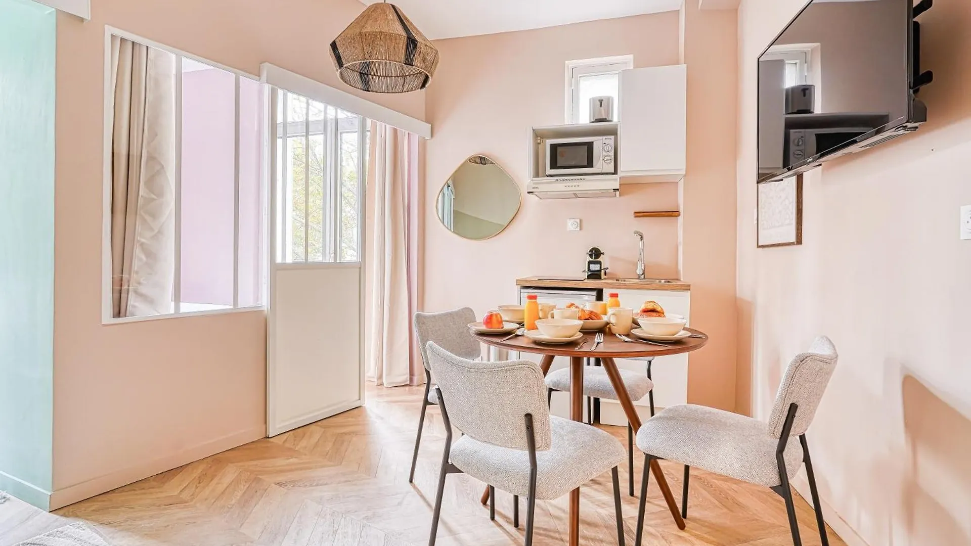Apartment Studio Climatise Au Calme - Proche Batignolles Paris