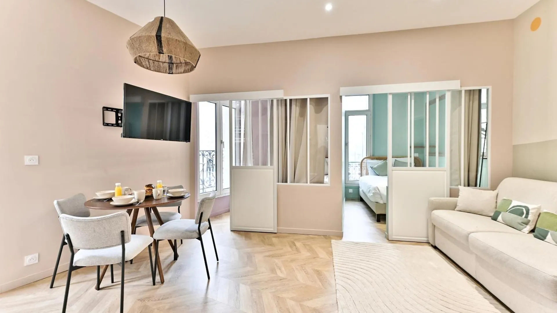 Studio Climatise Au Calme - Proche Batignolles Paris Apartment
